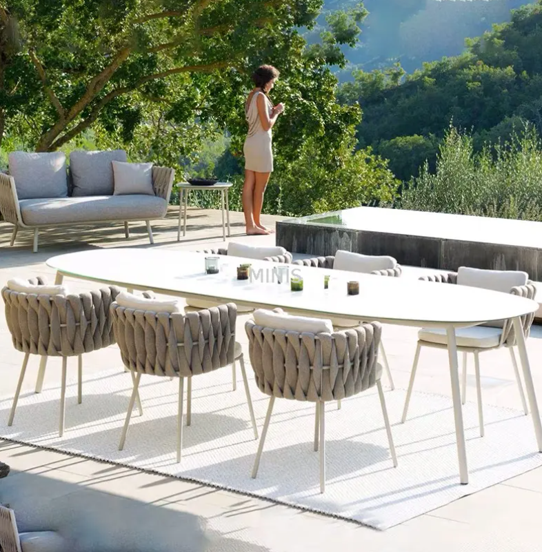 Restaurant im Freien Garten gro&szlig;er wei&szlig;er Tisch -Essstuhl