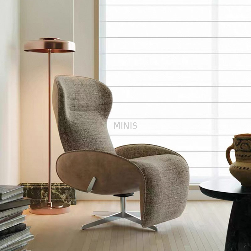 Guter Stuhlliegerstuhl mit versenkbarem Fußstütze