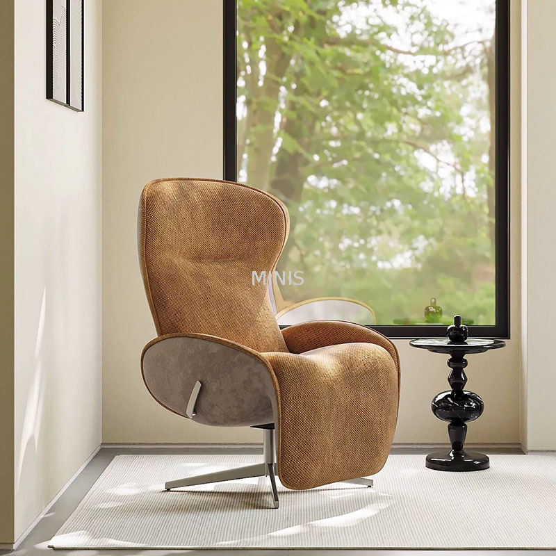 Guter Stuhlliegerstuhl mit versenkbarem Fußstütze