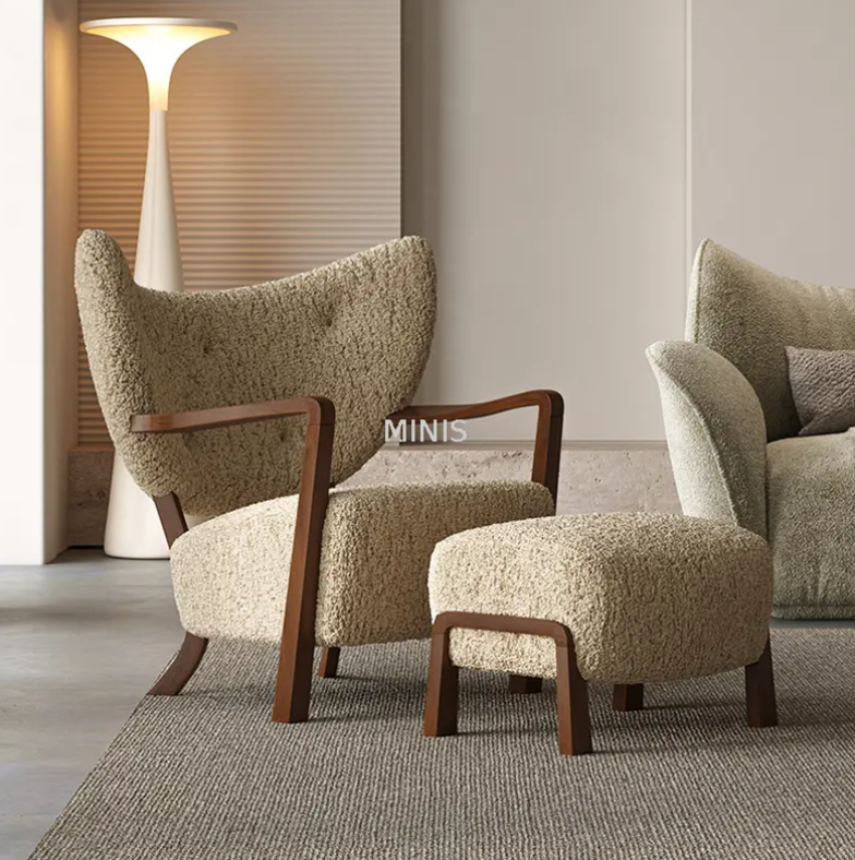 Gute Qualit&auml;t Holzarmlehre Wollstoffstuhl mit Ottomane