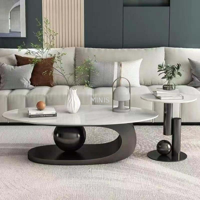Moderner Couchtisch aus Marmor